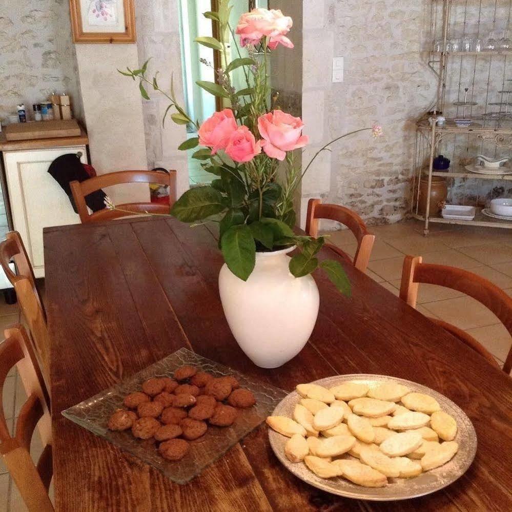 Chérac Gite Du Calme 3 Star Bed & Breakfast Cognac المظهر الخارجي الصورة