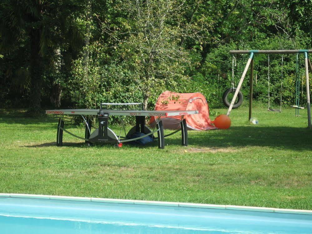 Chérac Gite Du Calme 3 Star Bed & Breakfast Cognac المظهر الخارجي الصورة