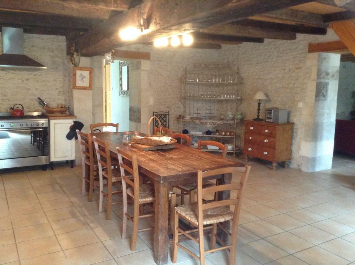 Chérac Gite Du Calme 3 Star Bed & Breakfast Cognac المظهر الخارجي الصورة