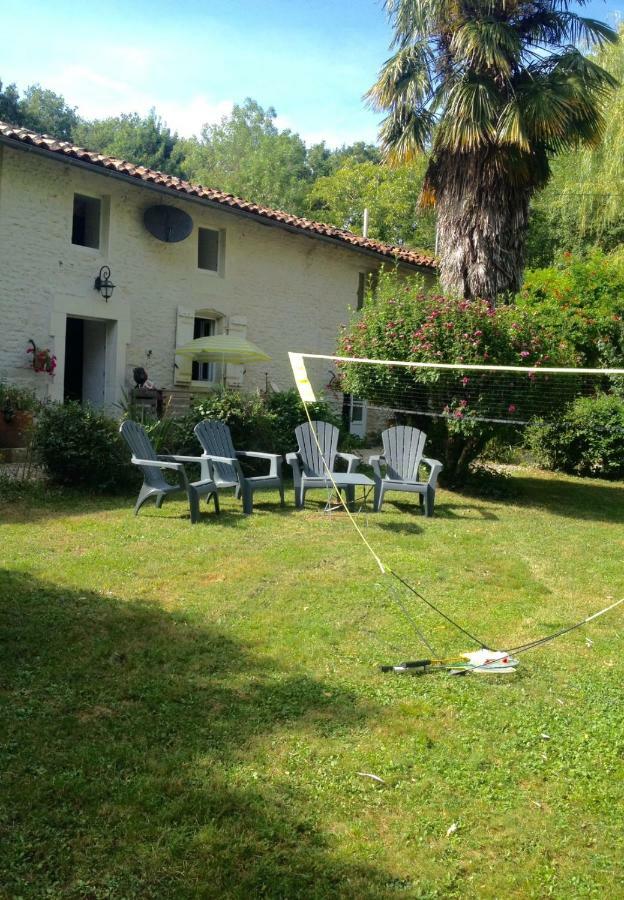 Chérac Gite Du Calme 3 Star Bed & Breakfast Cognac المظهر الخارجي الصورة